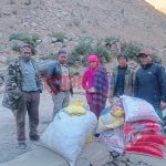 आगलागी पीडित परिवारलाई असल सन्देश नेपालका संस्थापक अध्यक्ष शाहीद्धारा खाद्यान्न,सहयोग